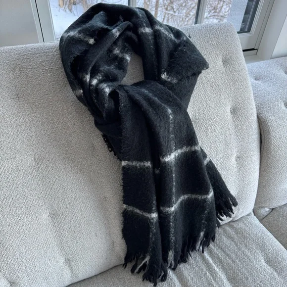 Blanket Winter Scarf Wrap with Fringe  Tartan Plaid Oversized - Picture 11 of 11